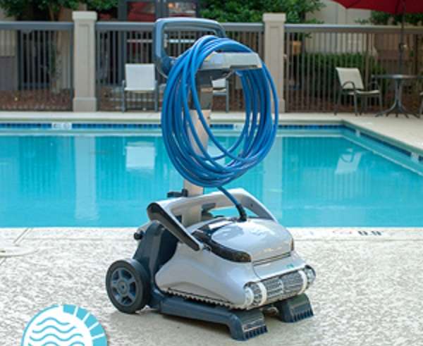 Dolphin c3 robotic pool cleaner Review